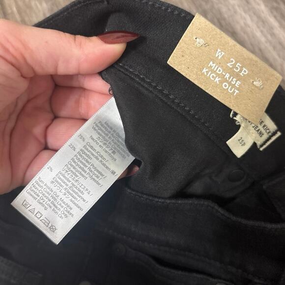 NWT Madewell Petite Kick Out Crop Jeans In Black Size 25P - Picture 8 of 10
